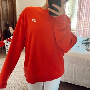 NIKE MEN’S CREW NECK